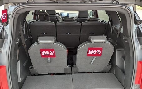 Peugeot 5008 II, 2022 год, 2 390 000 рублей, 24 фотография