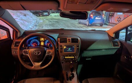 Toyota Avensis III рестайлинг, 2012 год, 1 380 000 рублей, 10 фотография