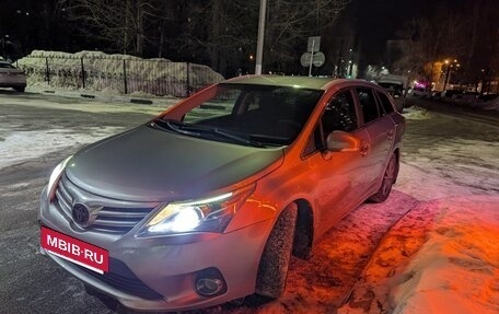 Toyota Avensis III рестайлинг, 2012 год, 1 380 000 рублей, 2 фотография