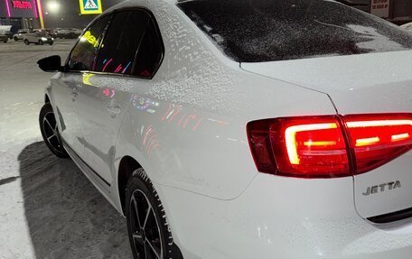 Volkswagen Jetta VI, 2017 год, 1 600 000 рублей, 6 фотография