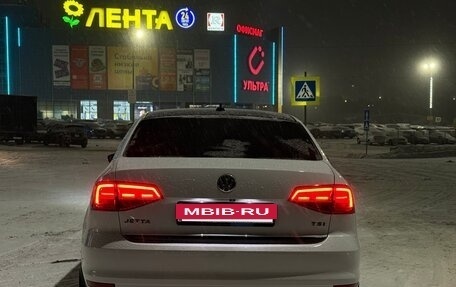 Volkswagen Jetta VI, 2017 год, 1 600 000 рублей, 9 фотография