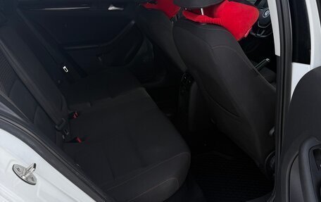 Volkswagen Jetta VI, 2017 год, 1 600 000 рублей, 14 фотография