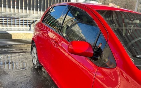 Toyota Yaris III рестайлинг, 2008 год, 700 000 рублей, 4 фотография