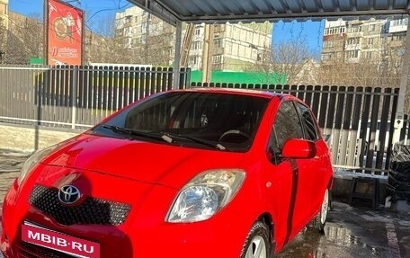 Toyota Yaris III рестайлинг, 2008 год, 700 000 рублей, 6 фотография