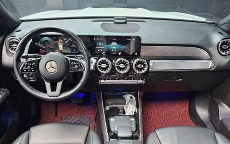 Mercedes-Benz GLB, 2021 год, 2 300 000 рублей, 8 фотография