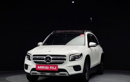 Mercedes-Benz GLB, 2021 год, 2 300 000 рублей, 3 фотография