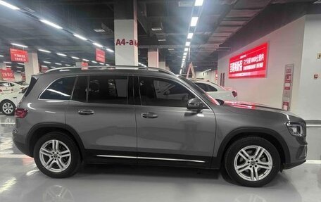 Mercedes-Benz GLB, 2022 год, 2 165 000 рублей, 4 фотография