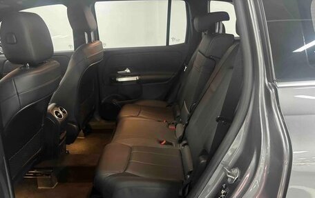 Mercedes-Benz GLB, 2022 год, 2 165 000 рублей, 10 фотография