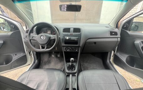 Volkswagen Polo VI (EU Market), 2015 год, 720 000 рублей, 10 фотография