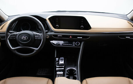 Hyundai Sonata VIII, 2022 год, 2 680 000 рублей, 13 фотография