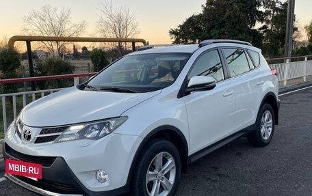 Toyota RAV4, 2013 год, 2 100 000 рублей, 3 фотография