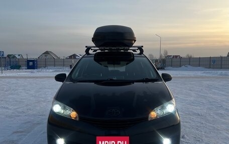 Toyota Wish II, 2010 год, 1 365 000 рублей, 2 фотография