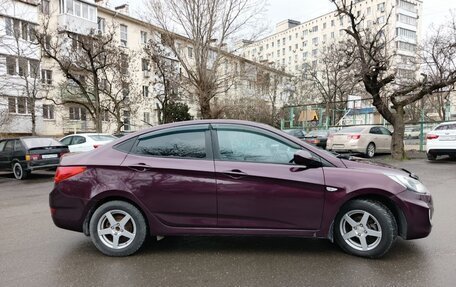 Hyundai Solaris II рестайлинг, 2013 год, 700 000 рублей, 4 фотография