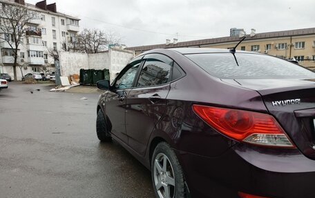 Hyundai Solaris II рестайлинг, 2013 год, 700 000 рублей, 5 фотография