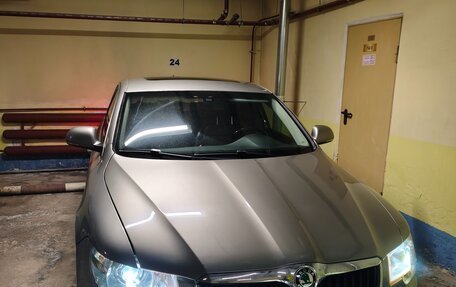 Skoda Superb III рестайлинг, 2012 год, 900 000 рублей, 8 фотография