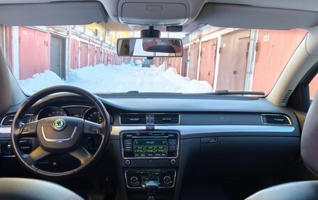 Skoda Superb III рестайлинг, 2012 год, 900 000 рублей, 9 фотография