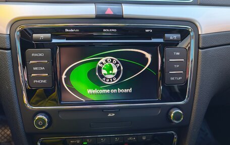 Skoda Superb III рестайлинг, 2012 год, 900 000 рублей, 18 фотография