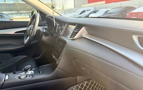 Infiniti QX50 II, 2018 год, 3 000 000 рублей, 22 фотография