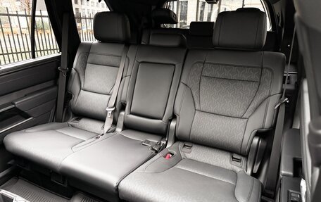 Toyota Sequoia, 2025 год, 14 490 000 рублей, 29 фотография