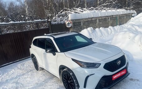 Toyota Highlander, 2023 год, 4 800 000 рублей, 1 фотография