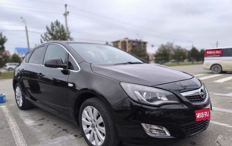 Opel Astra J, 2010 год, 609 000 рублей, 1 фотография