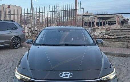 Hyundai Elantra, 2023 год, 2 000 000 рублей, 1 фотография