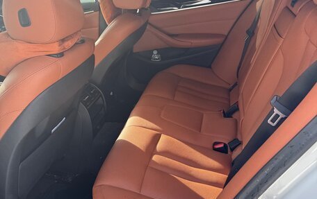 BMW 5 серия, 2019 год, 3 550 000 рублей, 10 фотография