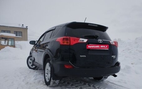 Toyota RAV4, 2015 год, 1 770 000 рублей, 3 фотография