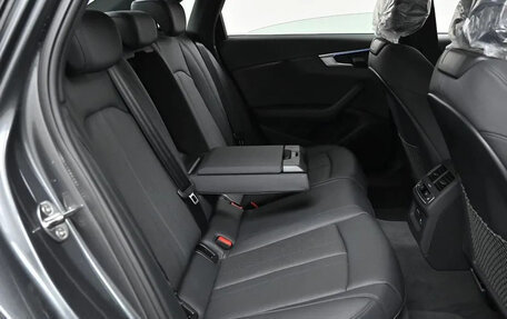 Audi A4, 2022 год, 2 750 000 рублей, 8 фотография