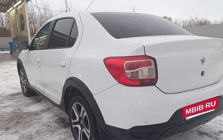 Renault Logan II, 2018 год, 870 000 рублей, 6 фотография