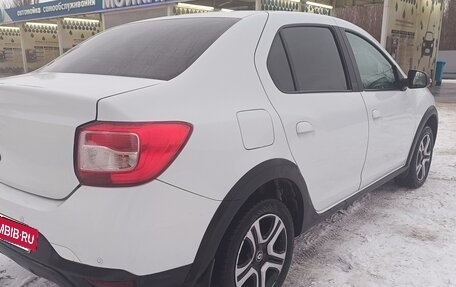 Renault Logan II, 2018 год, 870 000 рублей, 8 фотография