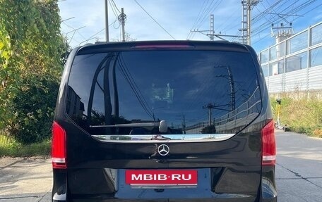 Mercedes-Benz V-Класс, 2016 год, 4 999 999 рублей, 2 фотография