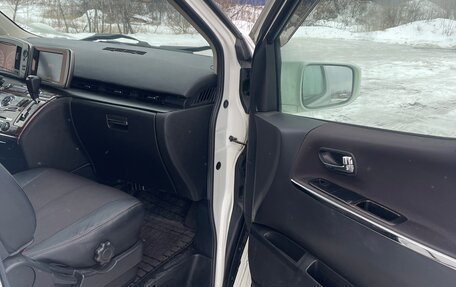 Nissan Elgrand III, 2008 год, 950 000 рублей, 10 фотография