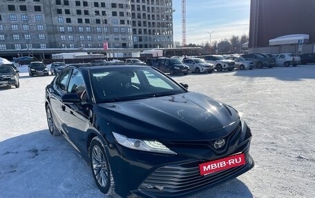Toyota Camry, 2018 год, 2 690 000 рублей, 6 фотография