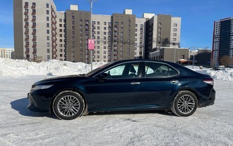 Toyota Camry, 2018 год, 2 690 000 рублей, 9 фотография