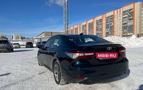 Toyota Camry, 2018 год, 2 690 000 рублей, 11 фотография