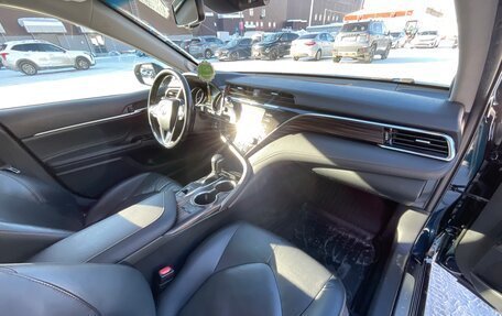 Toyota Camry, 2018 год, 2 690 000 рублей, 21 фотография