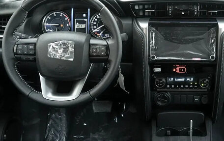 Toyota Fortuner II, 2026 год, 4 650 000 рублей, 6 фотография