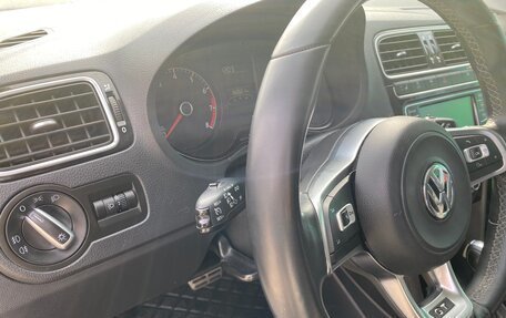 Volkswagen Polo VI (EU Market), 2018 год, 1 150 000 рублей, 5 фотография