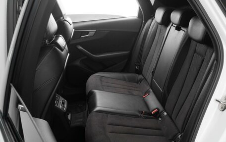 Audi A4, 2018 год, 2 799 000 рублей, 16 фотография