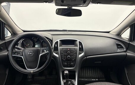 Opel Astra J, 2013 год, 959 900 рублей, 7 фотография
