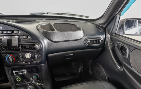 Chevrolet Niva I рестайлинг, 2015 год, 499 000 рублей, 14 фотография