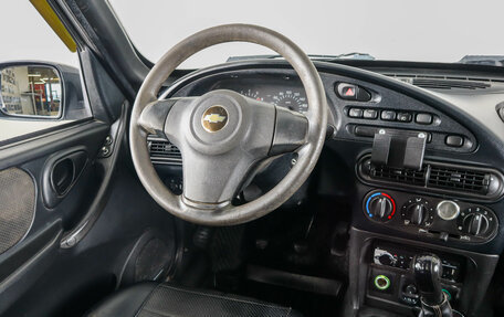 Chevrolet Niva I рестайлинг, 2015 год, 499 000 рублей, 12 фотография