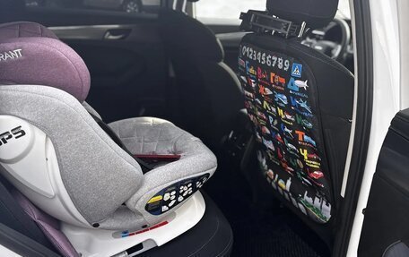 Haval Jolion, 2024 год, 1 900 000 рублей, 14 фотография