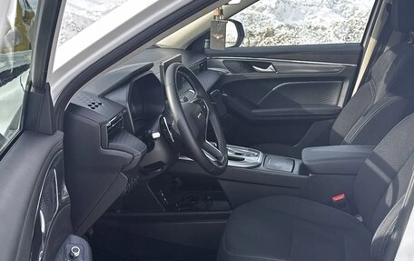 Haval Jolion, 2024 год, 1 900 000 рублей, 16 фотография