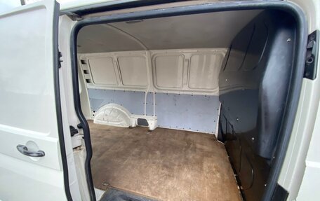 Volkswagen Transporter T5 рестайлинг, 2008 год, 780 000 рублей, 8 фотография