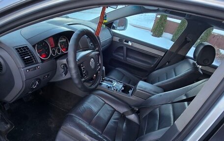 Volkswagen Touareg III, 2009 год, 750 000 рублей, 12 фотография