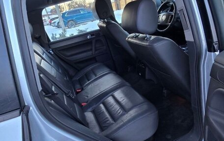 Volkswagen Touareg III, 2009 год, 750 000 рублей, 13 фотография