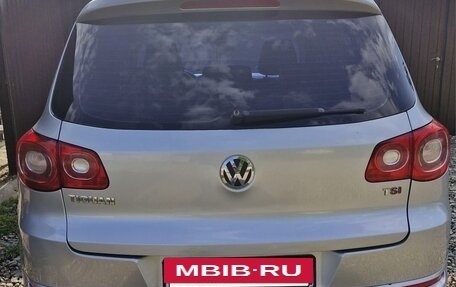 Volkswagen Tiguan I, 2010 год, 900 000 рублей, 13 фотография