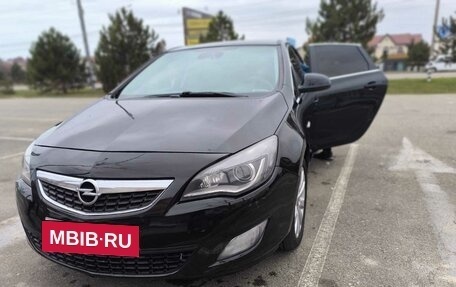 Opel Astra J, 2010 год, 609 000 рублей, 16 фотография